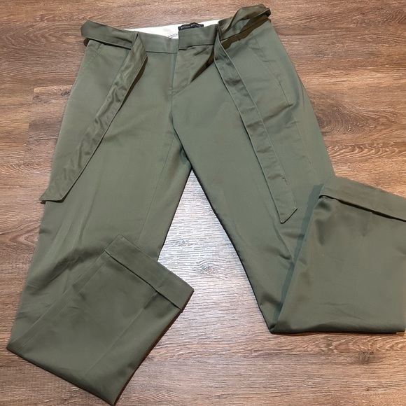Banana Republic Pants - Banana Republic Avery Olive Trousers